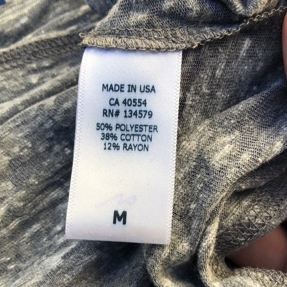 Cold shoulder gray tee with blue La Vie En Rose - Picture 4 of 4